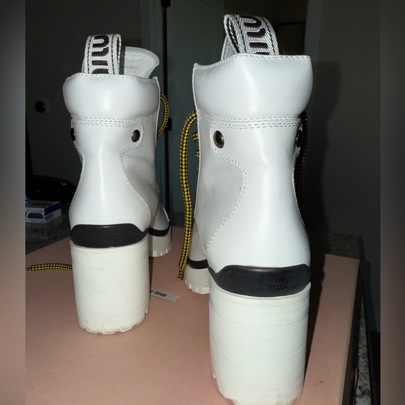Miu Miu White Leather Combat Boots - Size 39 - Picture 4 of 6